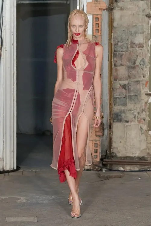 Dilara Fındıkoğlu runway look